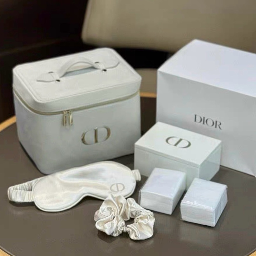 DIOR Beauty‎ Vanity Case Set NEW In Box
